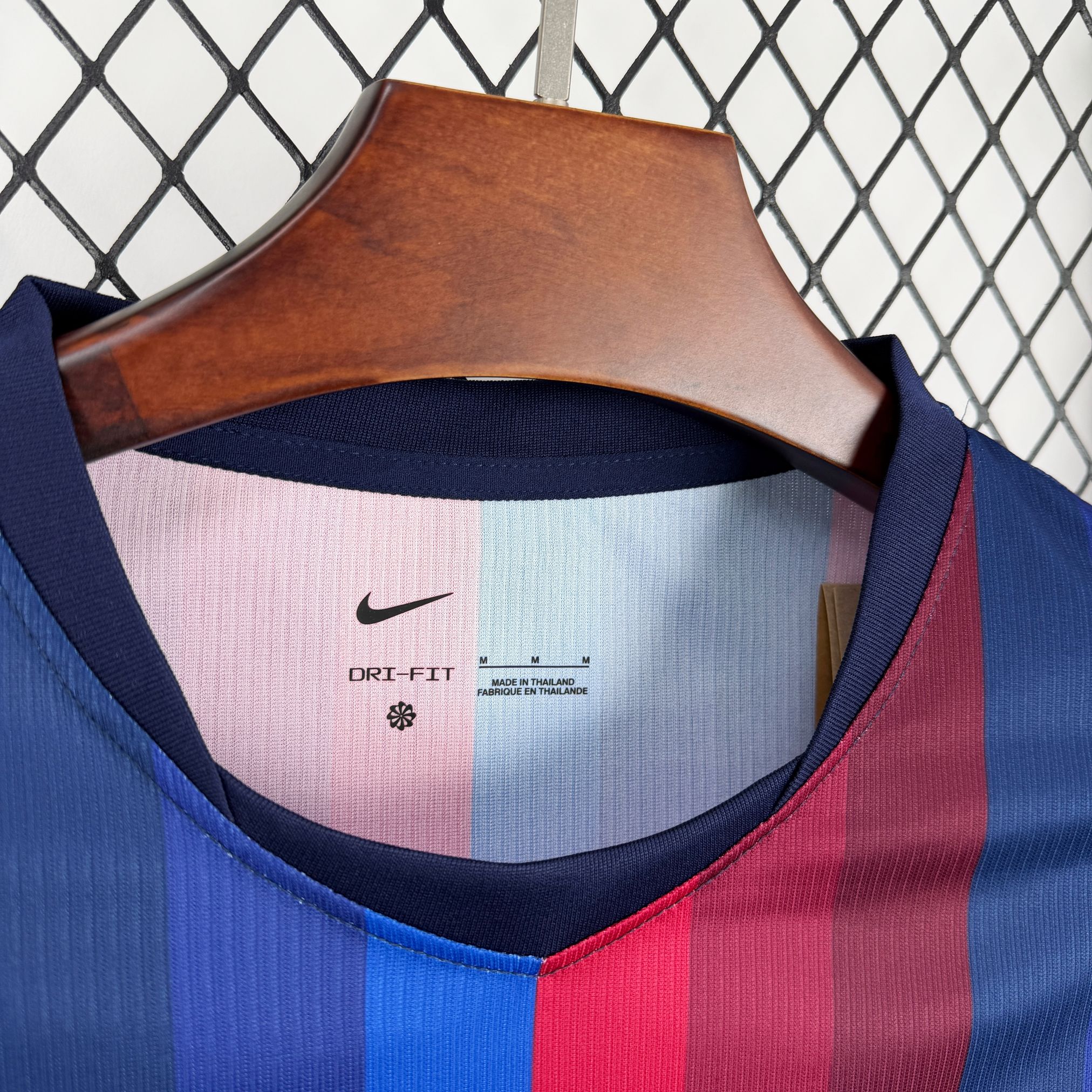 Barcelona 26/27 Home Jersey - Stadium Version  5