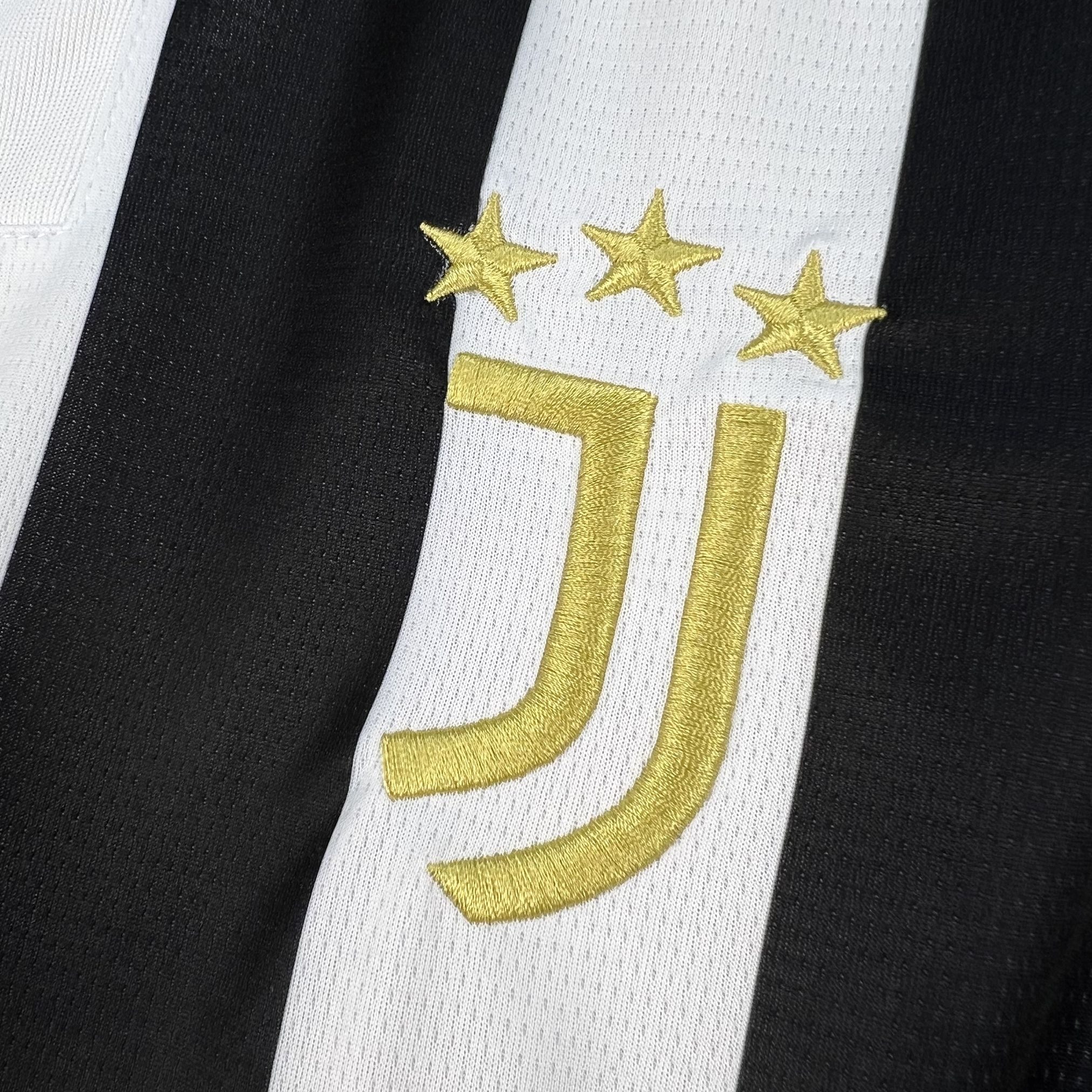 JUVENTUS 26/27 HOME JERSEY - STADIUM VERSION  5