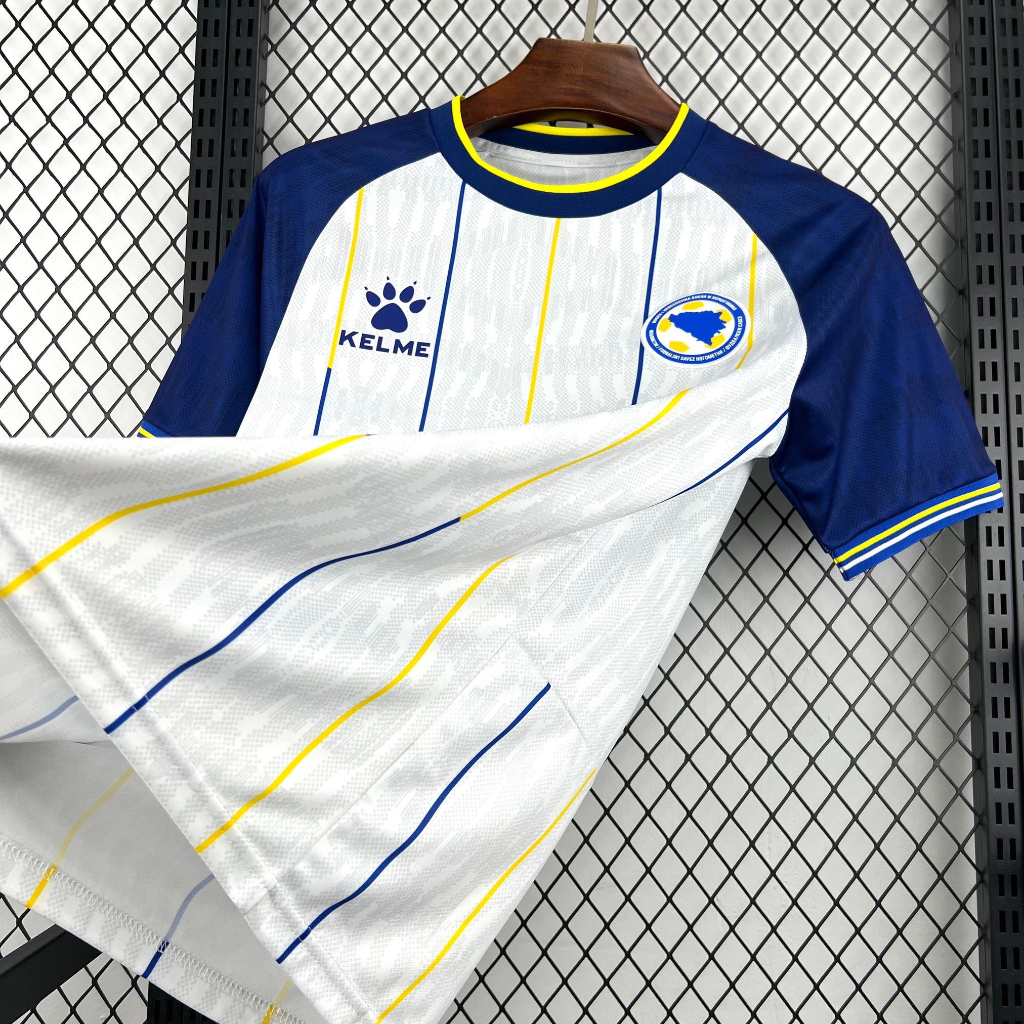 BOSNIA AND HERZEGOVINA 2026 HOME JERSEY - STADIUM VERSION  8