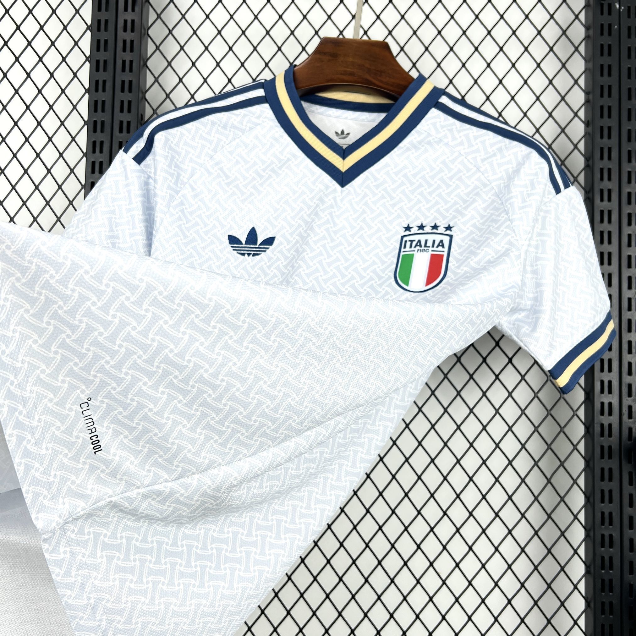 ITALY 2026 AWAY JERSEY - STADIUM VERSION  4