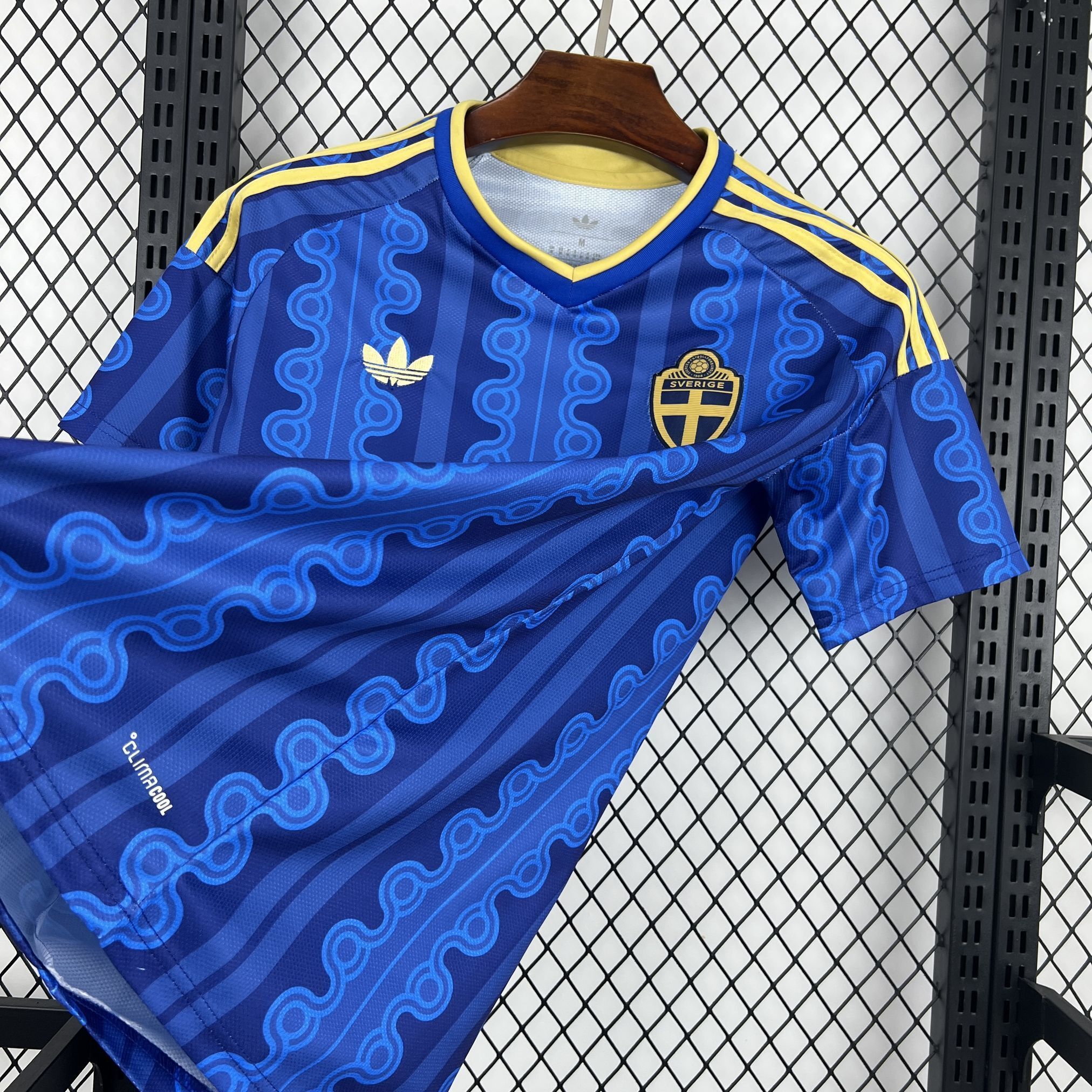 SWEDEN 2026 AWAY JERSEY - STADIUM VERSION  6