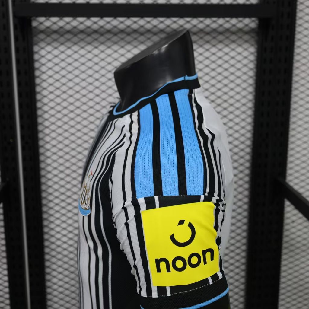 NEWCASTLE UNITED 26/27 HOME JERSEY - PLAYER VERSION  2