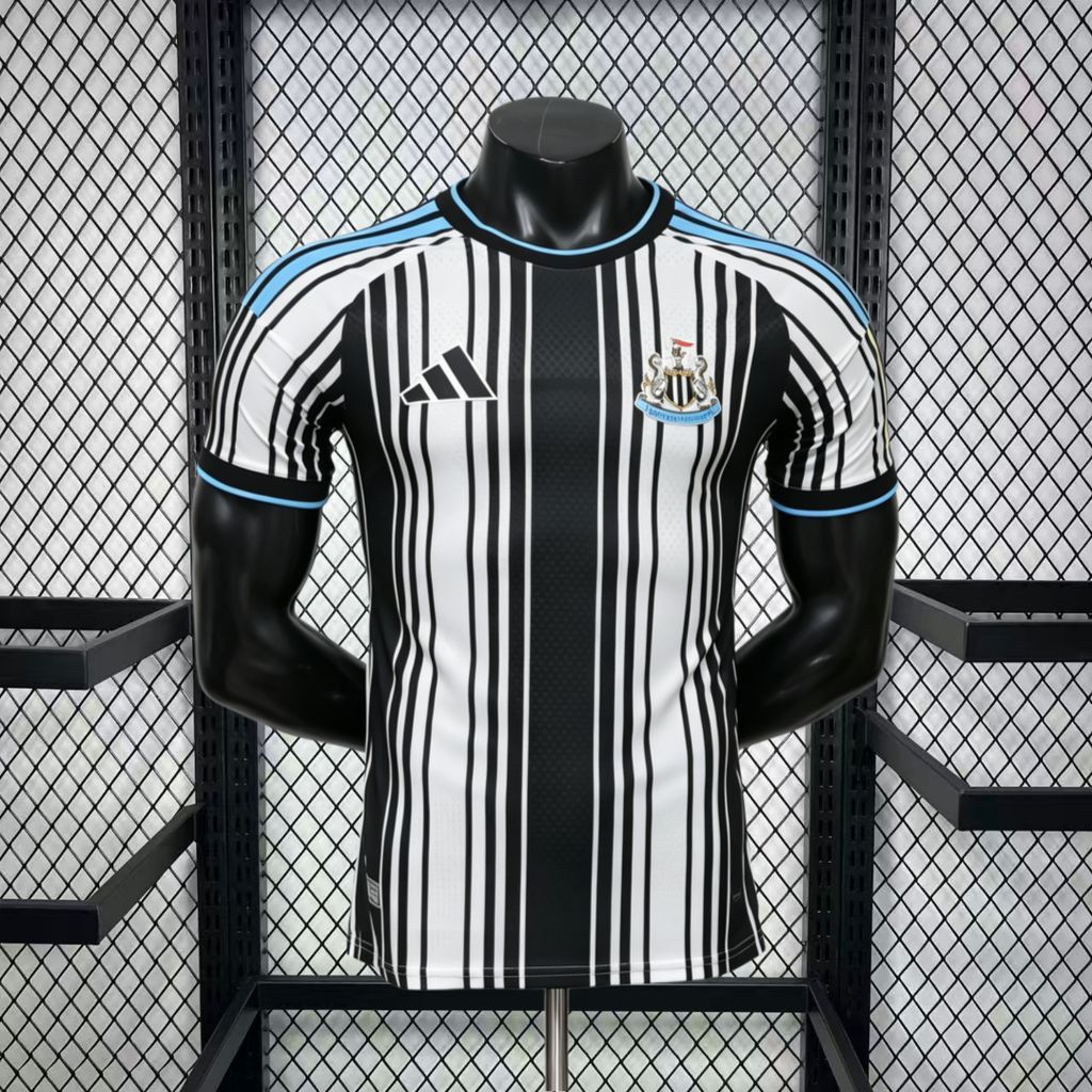 NEWCASTLE UNITED 26/27 HOME JERSEY - PLAYER VERSION